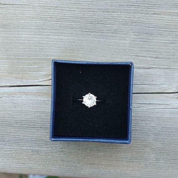 2Ct Cubic Zircon 925 Silver Ring - Picture 6 of 8